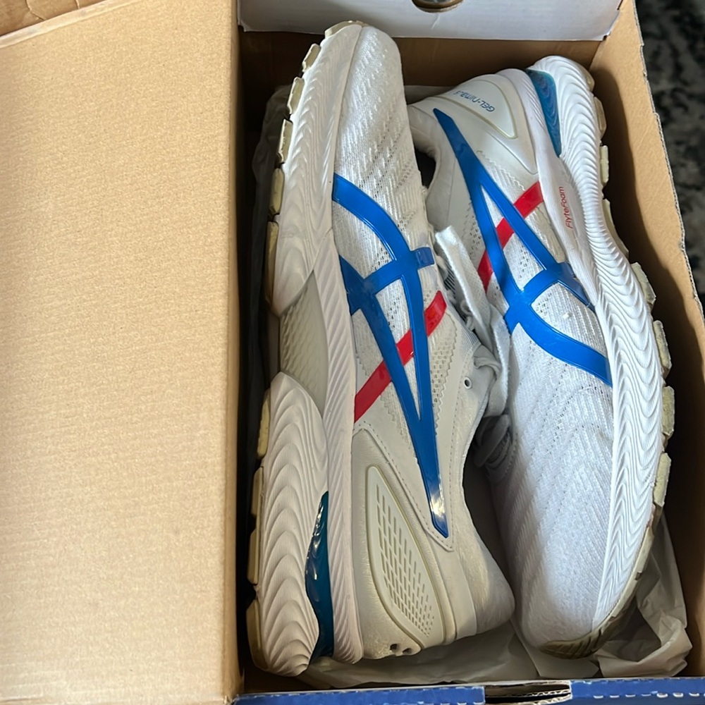 ASICS Gel Nimbus 22